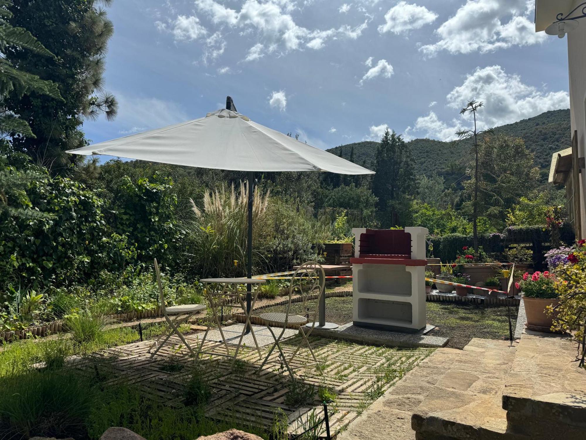 Villa Dei Fiori - Casa Vacanza Capoterra Eksteriør bilde